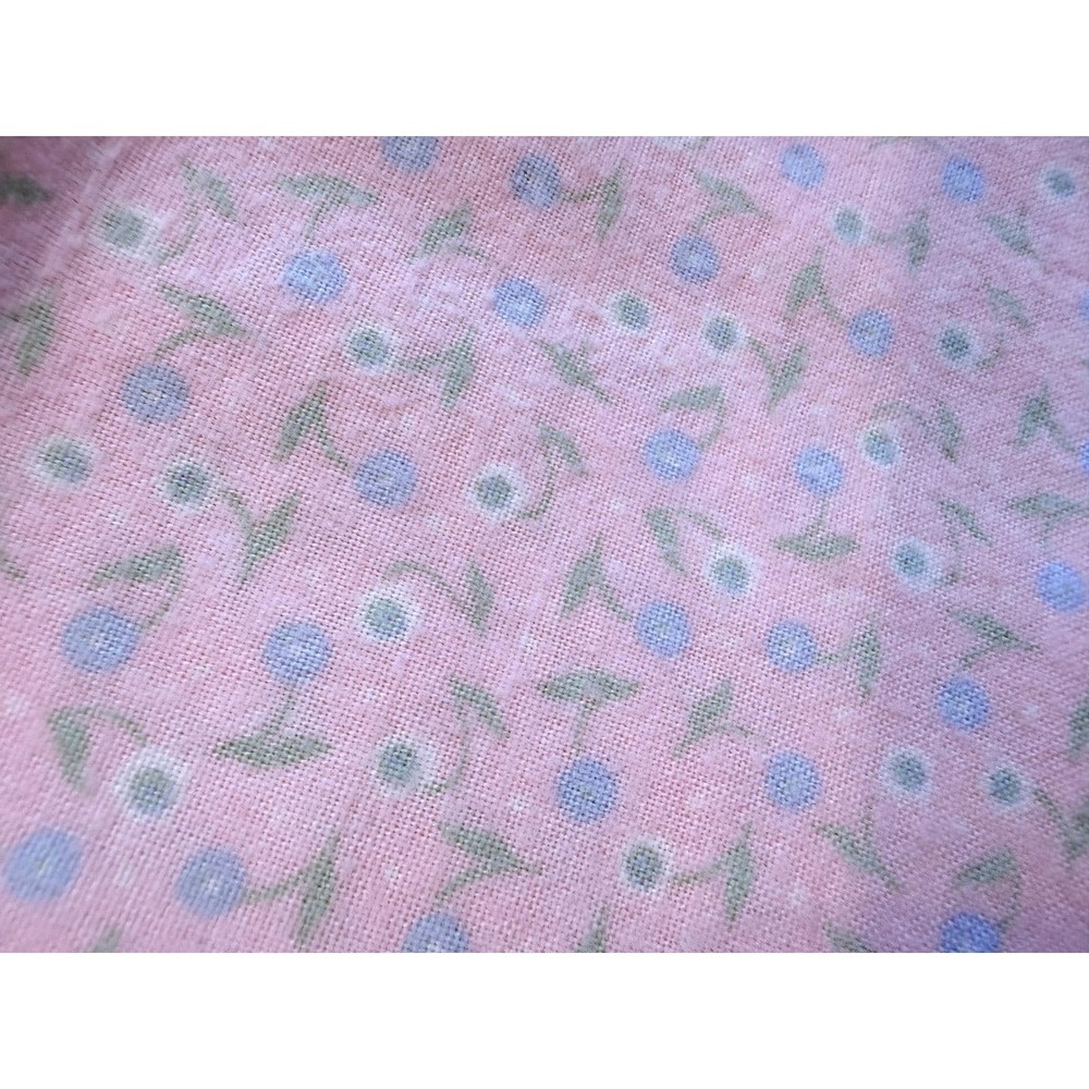 Vintage Pink Floral Ditsy Berry Print Fabric Cotton Blend Cottagecore‎ 3 yds